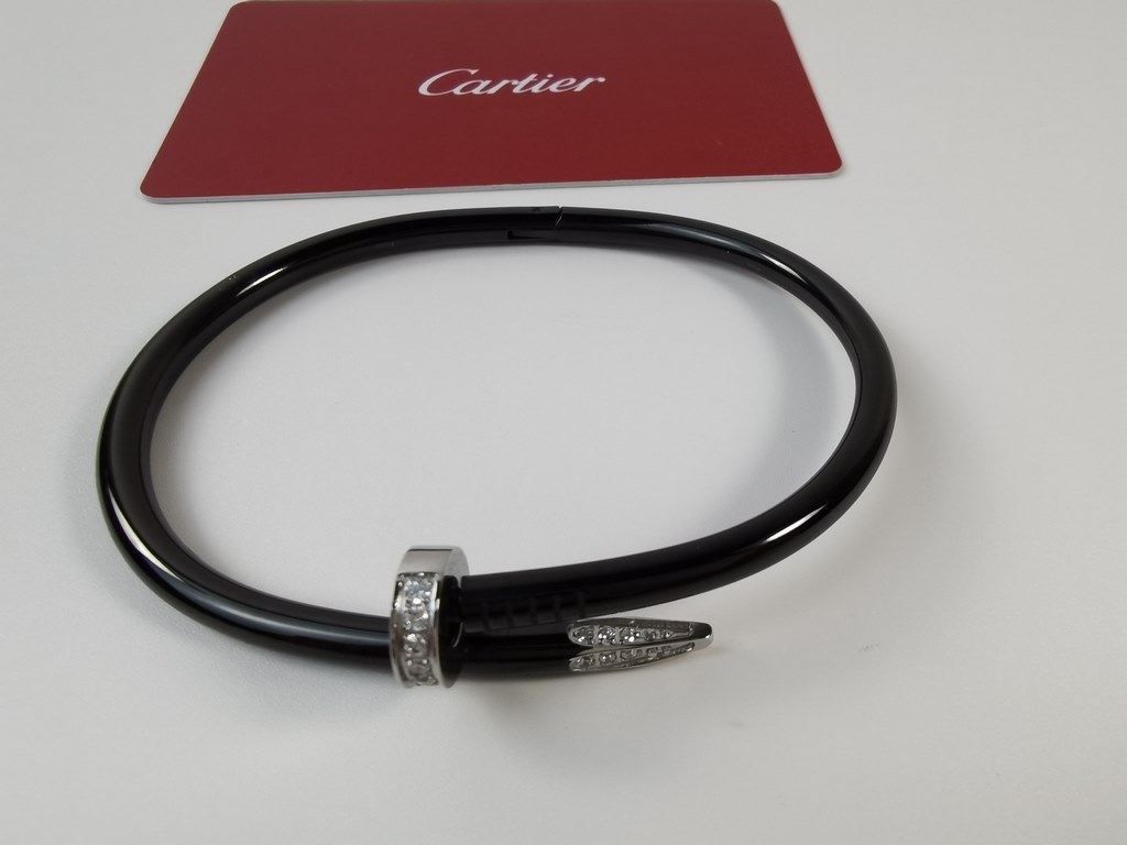 Cartier black studded bracelet with diamonds,Juste un Clou series unique personality, flaunting modern competition show a kind of unrestrained fashion. Classic [fine version] 17#19# yards