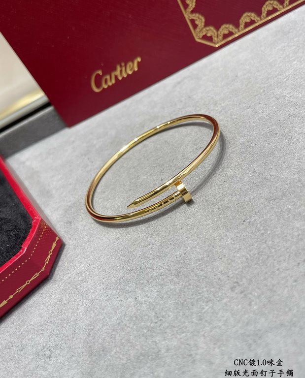 V gold plated 1.0 imitation gold Size 16.17. CNC pair plate Cartier fine plate glossy hollow tube studded bracelet, three colors complete