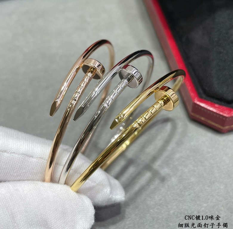 V gold plated 1.0 imitation gold Size 16.17. CNC pair plate Cartier fine plate glossy hollow tube studded bracelet, three colors complete