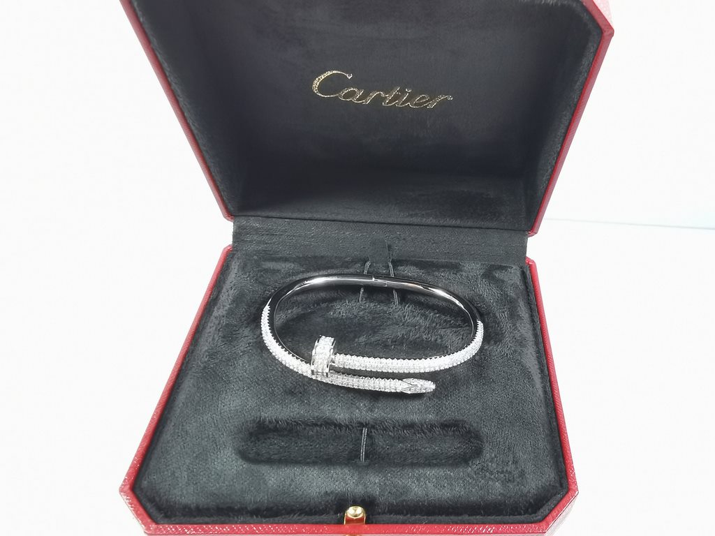 Cartier Cartier JUSTE UN CLOU Nail Series Full Diamond Nail Bracelet Imported from Germany made of sub-golden material Fine workmanship and flawlessness The highest level version of the full diamond nail bracelet on the 