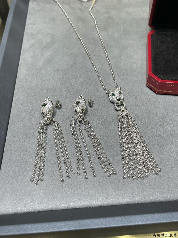 (Theme New Year's wealth) Asian gold material Cartier rice grain leopard earrings, super domineering leopard, each product teacher Fu carved carefully carving Present the most perfect product! Absolute poison level!