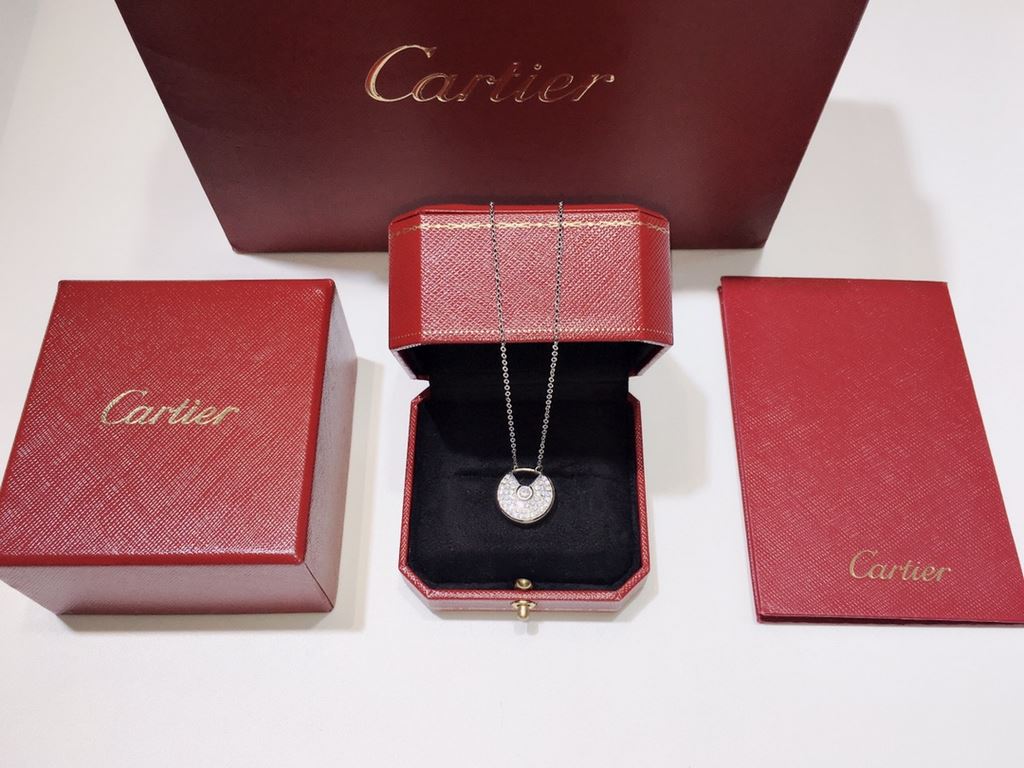 Cartier amulet   necklace, Naza same model, high-end customized  S925 sterling silver, micro-set full of diamonds, the original 11 end chain   the entire body of the sterling silver All heavy-duty fine manufacturing! Nec