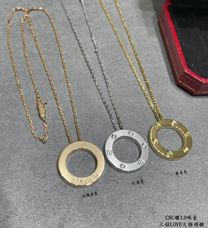 V gold plating 1.0 imitation gold CNC high version Cartier LOVE three diamonds big cake necklace   real shot   high-end customized    look at the chain plate to see the engraving, and then look at the workmanship origina