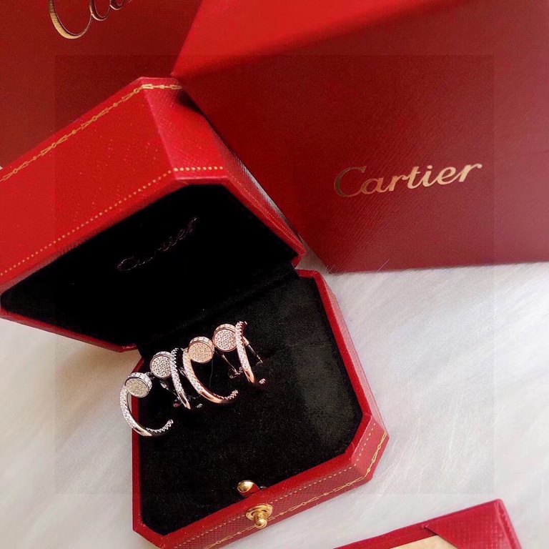 Cartier Cartier nail full diamonds small earrings luxury high-end original 100000s of full diamond earrings super versatile cool Selected German imported s925 sterling silver material inlaid with high-end quality simulat