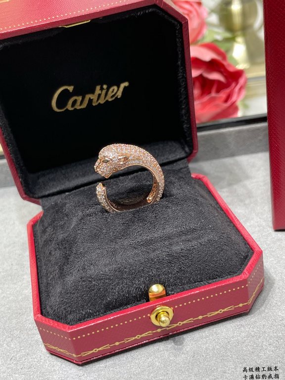 (Theme New Year rich) Cartier full diamond leopard ring   men and women, sterling silver leopard   couples models using 18K gold goods version out of the wax made into a finished product, so in addition to the difference