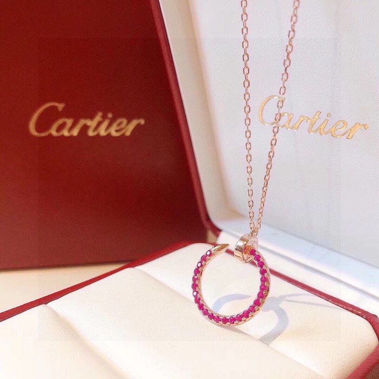 Cartier Juste un Clou turns nails into jewels The necklace is a simple expression of the maverick modern girl temperament, and the rose diamonds set at the head of the nails add a touch of glamour to this very personal p