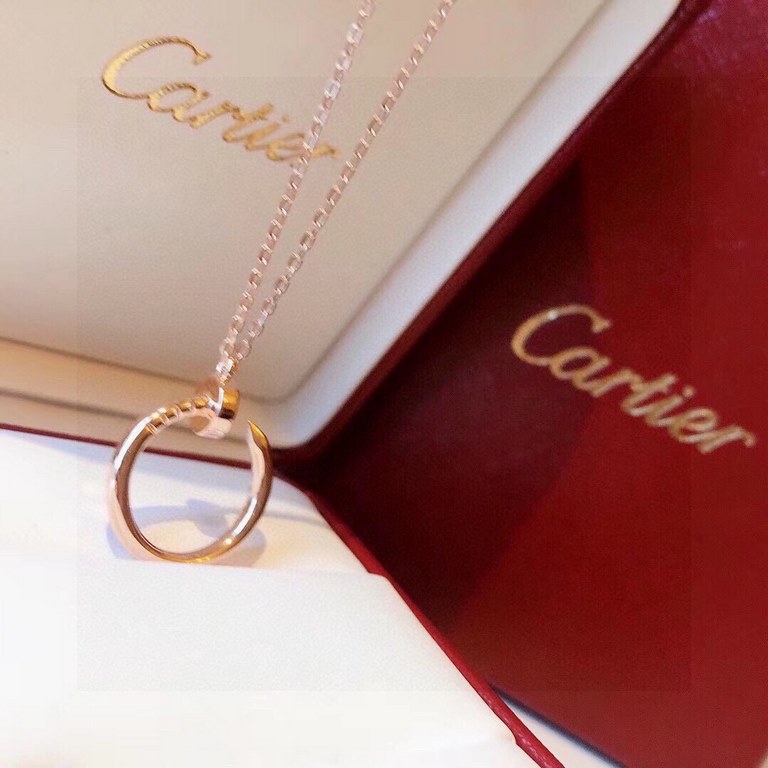 Cartier Juste un Clou turns nails into jewels The necklace is a simple expression of the maverick modern girl temperament, and the rose diamonds set at the head of the nails add a touch of glamour to this very personal p