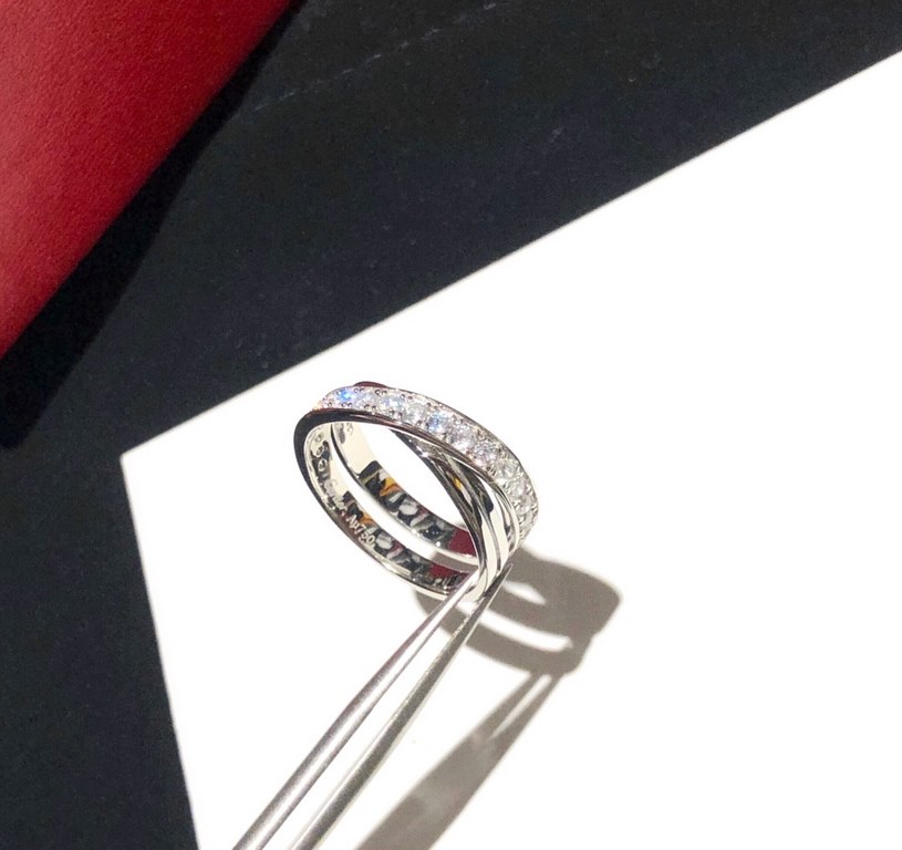 Flame All celebrities and fashionistas the same Cartier Cartier Etincelle De Collection Cross Diamonds Ring 925 sterling silver imported from Germany micro-set with high carbon diamonds one to one craftsmanship original 