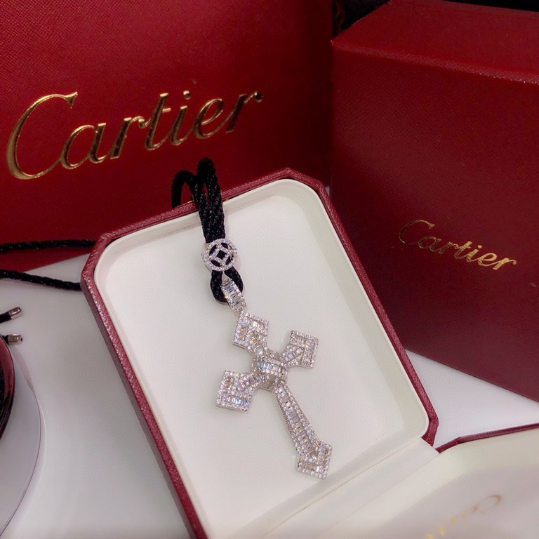 New  Original grade  CARTIER Cartier crystal diamond cross type necklace!    one to one original logo lettering print    imported set diamonds  necklace Exquisite small   Hundreds of models  price pretty    noble atmosph