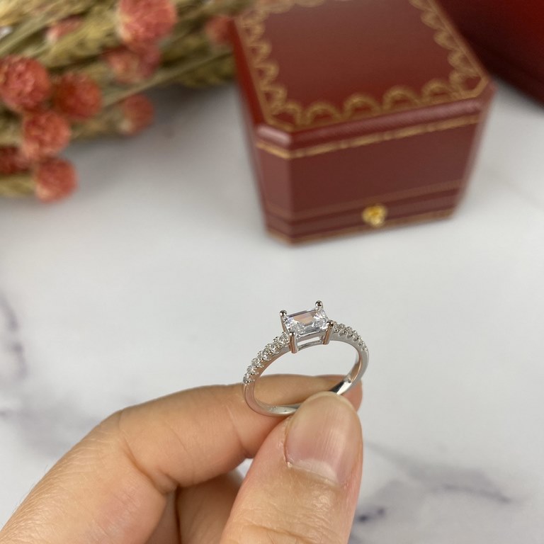 92 5  (left yardage 5, 8) new exquisite thick Sterling Silver [K gold process] Cartier  祖母切割梯形钻戒指 A jewelry that expresses the spirit of freedom, the creation of the ring legend, witnessed the legendary love of the unswe