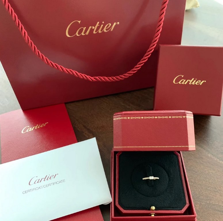 92 5  (left yardage 5, 8) new exquisite thick Sterling Silver [K gold process] Cartier  祖母切割梯形钻戒指 A jewelry that expresses the spirit of freedom, the creation of the ring legend, witnessed the legendary love of the unswe