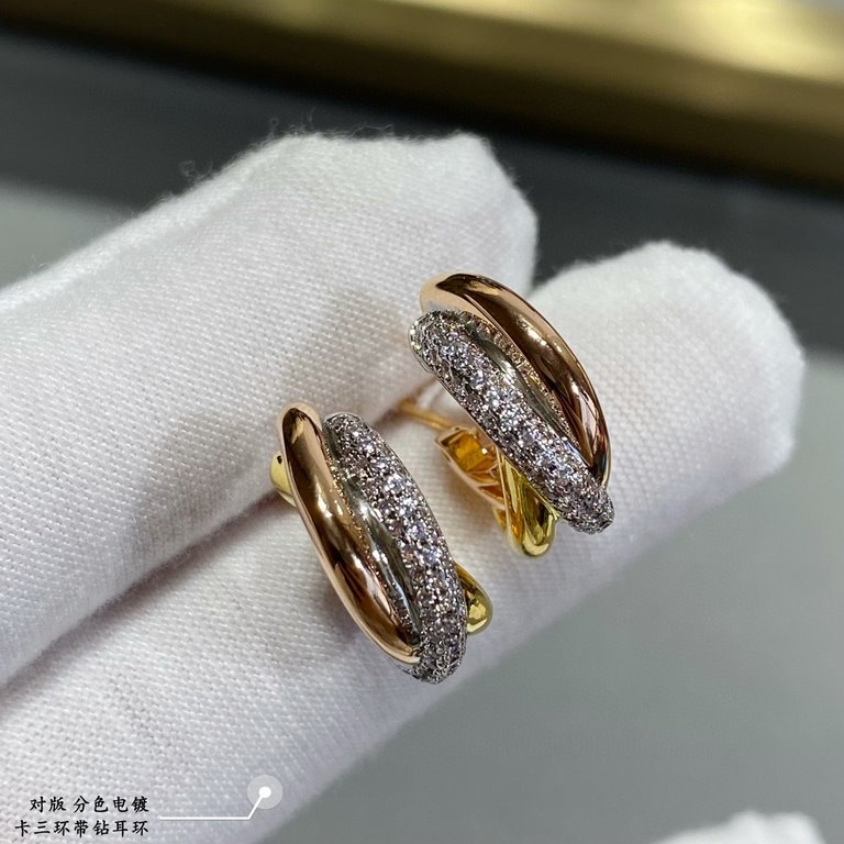 V Gold Material Split Color Plating Cartier Triple Hoop Earrings with Diamonds   Another classic, perfect interpretation of symmetrical aesthetics Elegant and generous. High wearing comfort It is also not easy to hook up