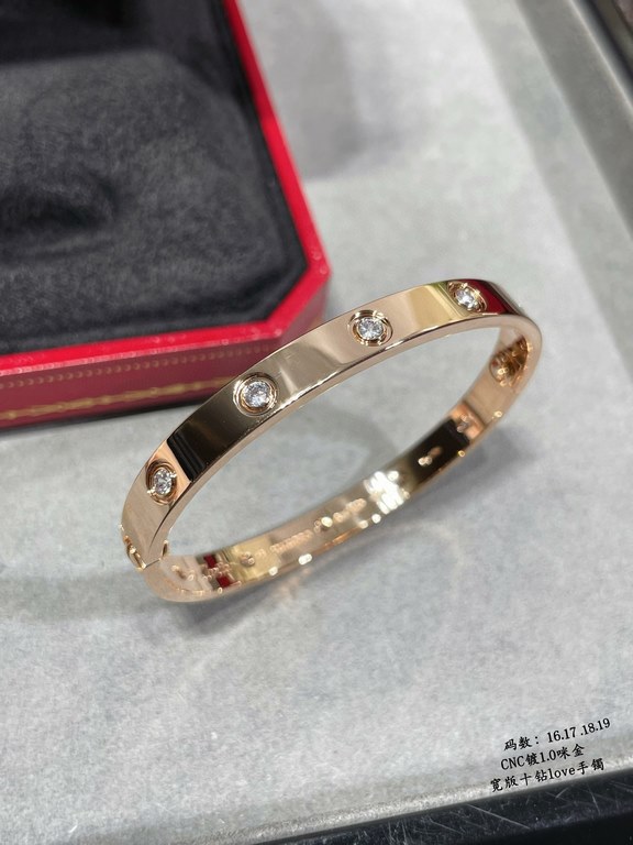 V gold plated 1.0 imitation gold,. CNC High Definition Cartier Wide Ten Diamonds LOVE Bracelet   High-grade craftsmanship Nail bit polished treatment Screwdriver opening design  90 degrees screwing screws On the hand gen