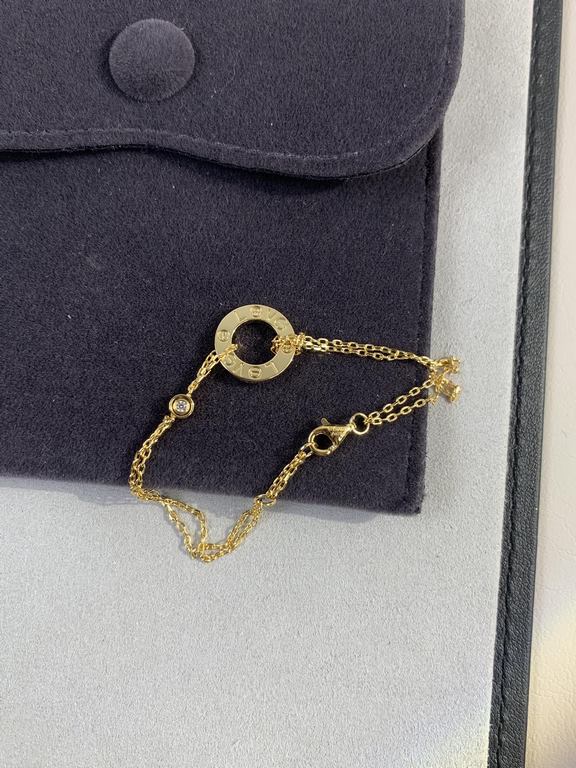 CNC pair version  v gold plated imitation gold Cartier classic LOVE double-sided round cake bracelet   real shot [color] [color]   high-end customization    look at the chain plate to see the engraving, and then look at 