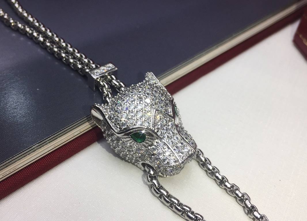 Luxurious leopard head necklace] Cartier Cartier [shhh] [shhh] 11 leopard full diamonds Necklace shipping    Classic aristocratic style, luxury full diamonds leopard head design    Exclusive real shot   Asian gold platin