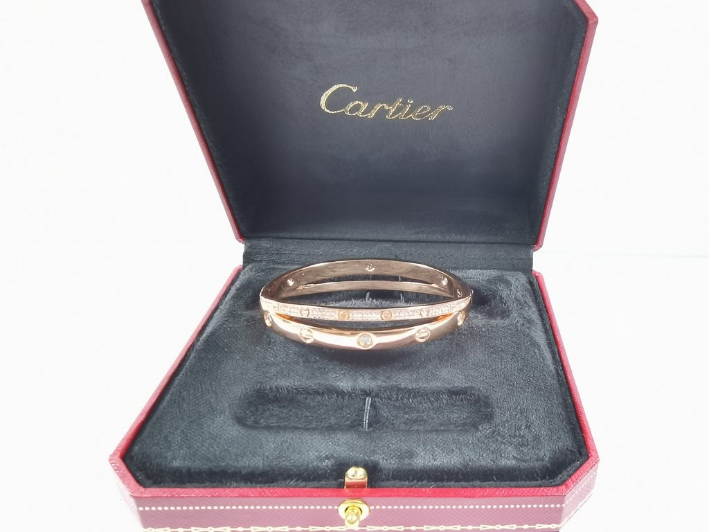 Cartier 2 in 1 double ring bracelet   mother bracelet   screws double ring crossover bracelet   classic generous models, gift to wear themselves Elegant and beautiful to the extreme    sub-golden material electroplated w