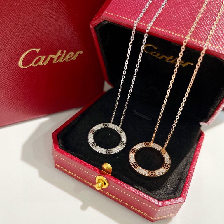 Cartier (Cartier) classic full of stars  necklace - Cartier LOVE series that is born for the vow of love, the classic screw logo seal the world's most beautiful sentiment.     Atmospheric fashion timeless classic models 