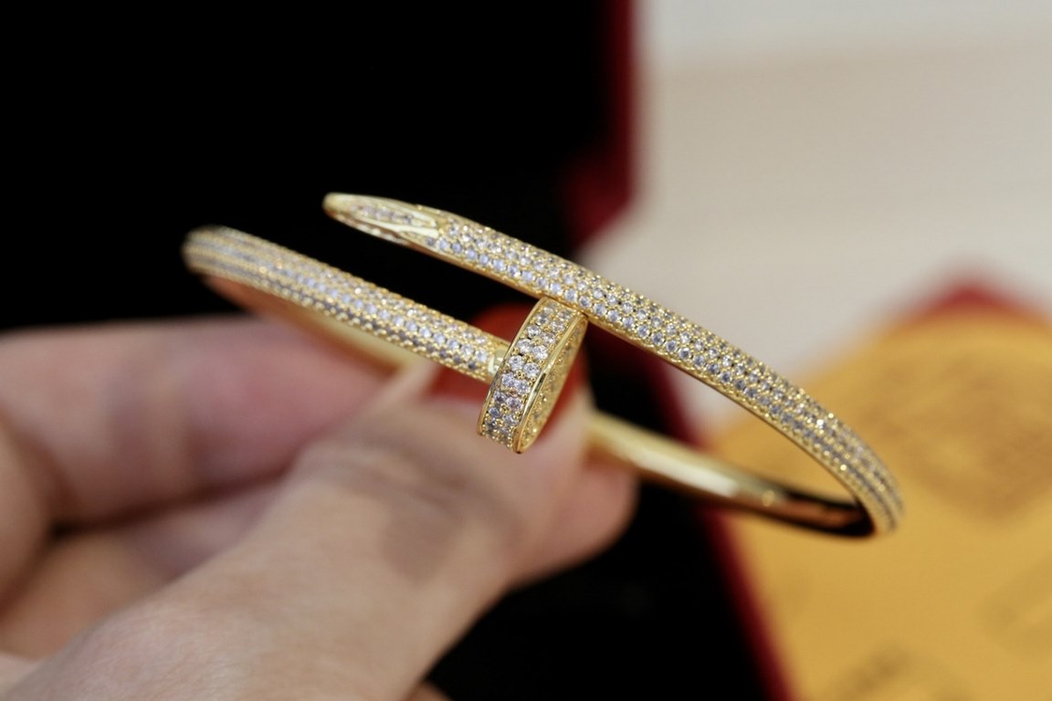 C@rtier Cartier half circle full of diamonds studded bracelet  Juste un Clou collection is unique and creative ~ bold and modern    personalized studded design Surface full of sparkling diamonds .... Exported to Europe f