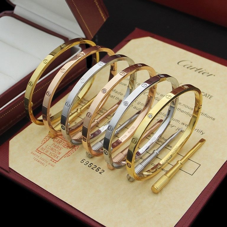 Six generations of bracelets Cartier Cartier official website latest release Fire narrow version of the LOVE screwdriver bracelet Imported material plating 18k rose goldwhite gold Gold High-end customized screw bracelet 