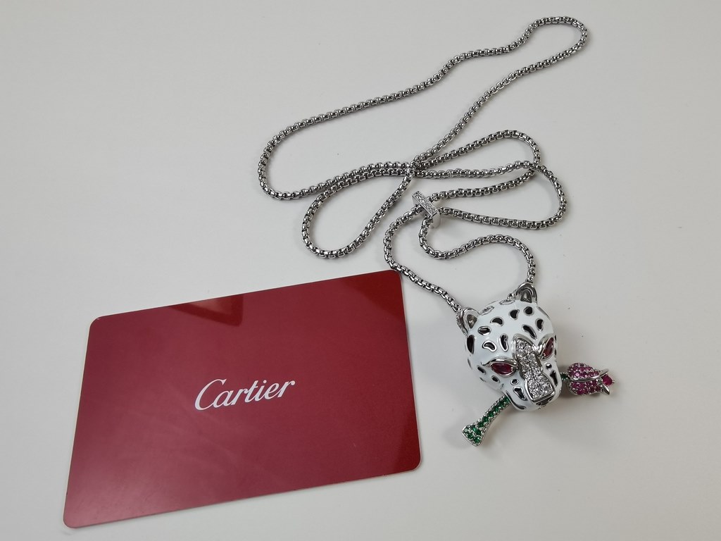 Cartier Cartier 11 Leopard Face Oil Drop Edition Necklace Shipping Classic aristocratic style, luxury full of diamonds and charming leopard design Exclusive photography   Heavy industry to create a perfect replica of the