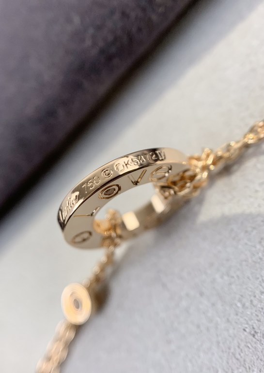 CNC pair version  v gold plated imitation gold Cartier classic LOVE double-sided round cake bracelet   real shot [color] [color]   high-end customization    look at the chain plate to see the engraving, and then look at 