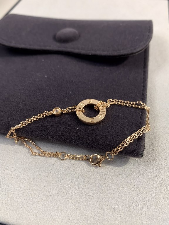 CNC pair version  v gold plated imitation gold Cartier classic LOVE double-sided round cake bracelet   real shot [color] [color]   high-end customization    look at the chain plate to see the engraving, and then look at 