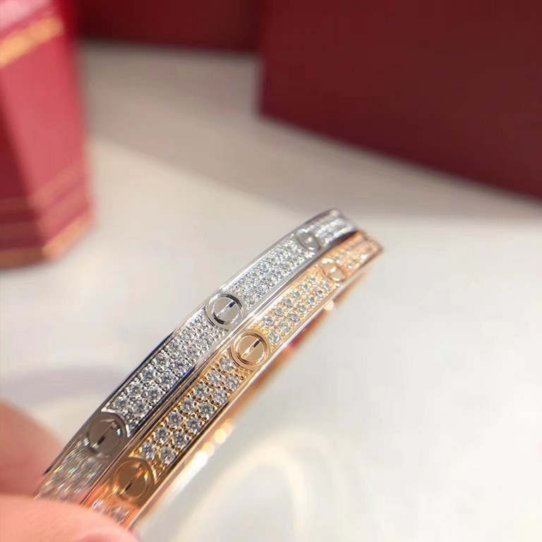 Cartier Cartier narrow version of the love series bracelet, the official website selected models   exclusive high-end quality real picture   generation level   exquisite and delicate workmanship   heavy version   super f