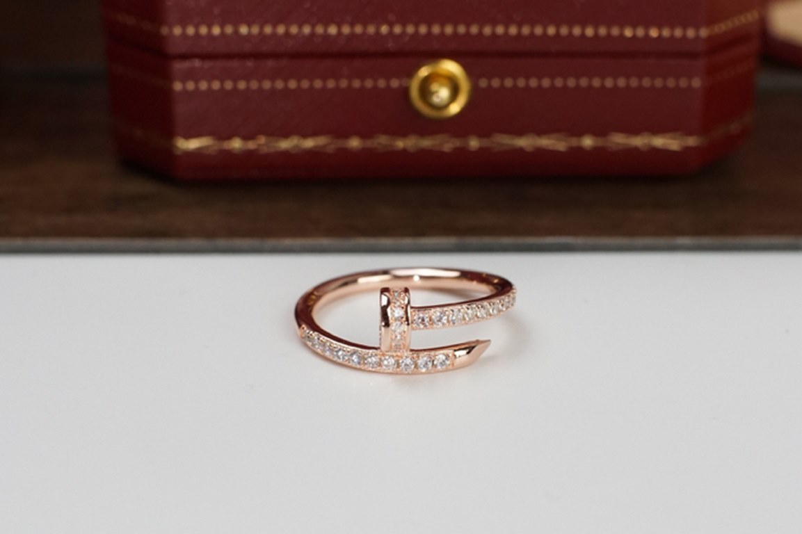 Cartier Nail Shape Ring    micro-set full of diamonds  long-lasting sparkle Cartier classic masterpiece    personality and fashion, comfortable to wear    Exquisite workmanship   original logo Made of sub-golden material