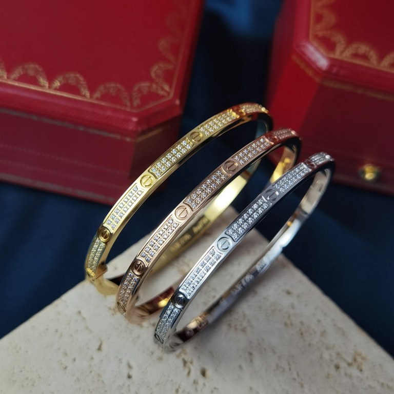 Cartier Cartier official website latest release explosive narrow version of LOVE carved CNV full star bracelet electroplated 18k rose gold  white gold inlaid simulation of high-carbon diamonds high-end customized full-di