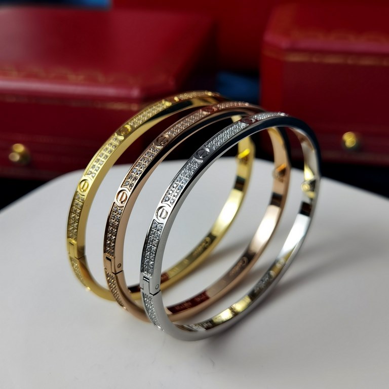 Cartier Cartier official website latest release explosive narrow version of LOVE carved CNV full star bracelet electroplated 18k rose gold  white gold inlaid simulation of high-carbon diamonds high-end customized full-di