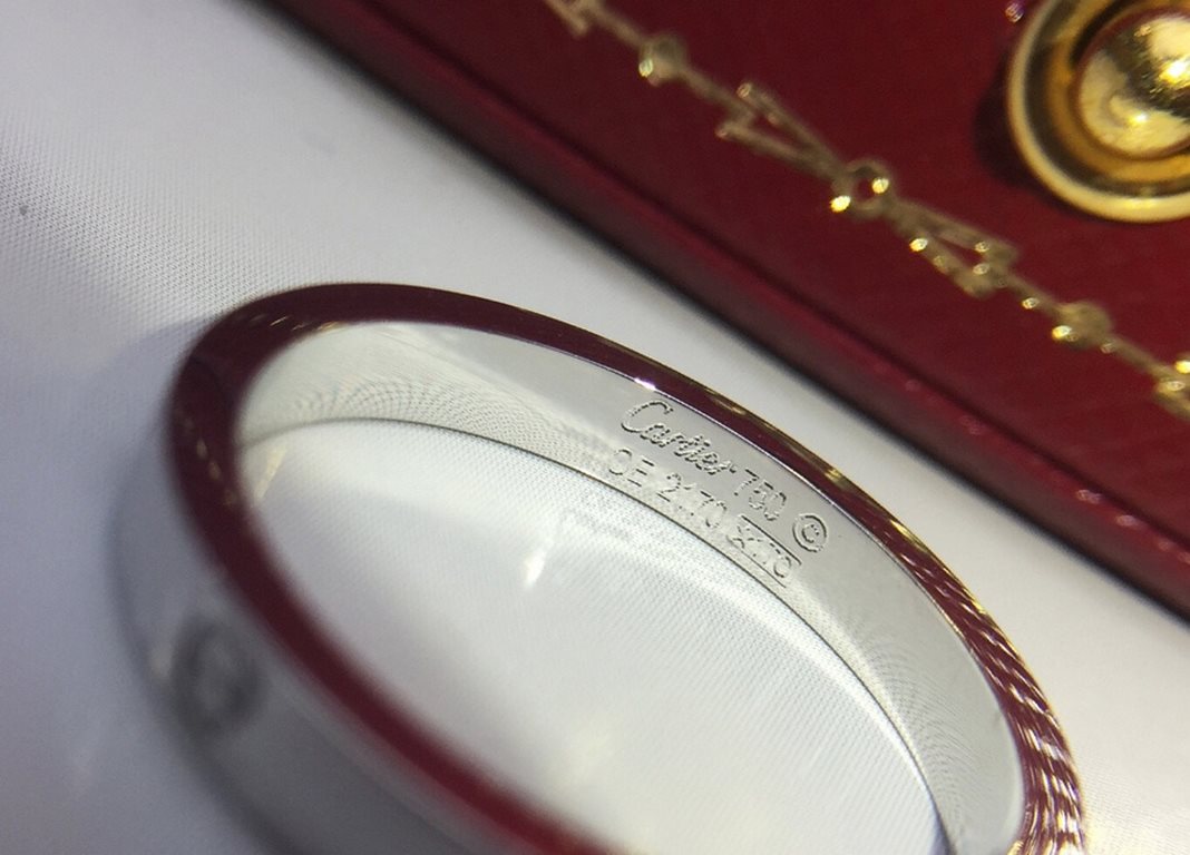 New Screw Ring]  Cartier Cartier    Narrow LOVE Screw Ring ~ Narrower design more delicate and elegant   Such a beautiful thing you must have   #678 yards#