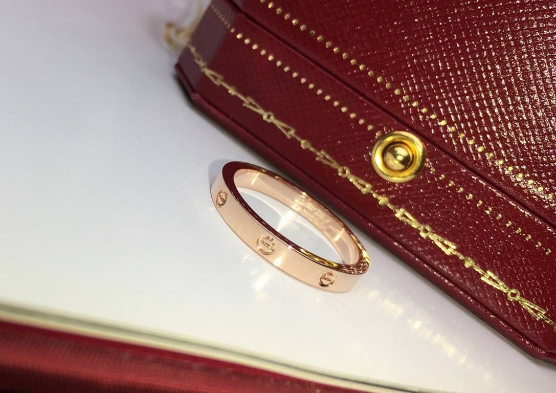 New Screw Ring]  Cartier Cartier    Narrow LOVE Screw Ring ~ Narrower design more delicate and elegant   Such a beautiful thing you must have   #678 yards#