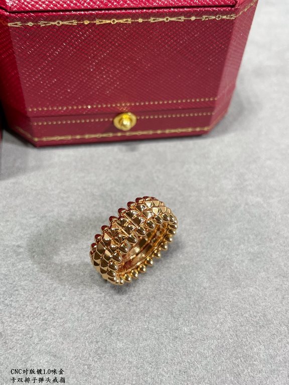 V gold plated 1.0 imitation gold code 678 Pair Edition Cartier CNC Double Row Bullet Ring   The most popular one ring     The two sides of the small willow nails can be free to sway, very personalized one. Eternal classi