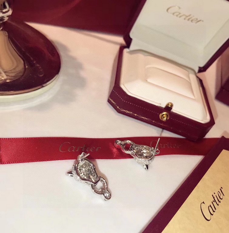 Cartier Brand New Bully High-End Leopard Earrings Made of High-End V Gold Plated Mimic Gold Handmade micro-setting process! Customized original High-end plating and polishing   High-grade atmosphere     Atmosphere upscal