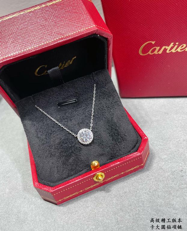 9 2  5  Cartier large round diamond necklace, exquisite   From cutting the main stone to plating to the finished product Very time-consuming. Imported high-carbon diamonds as the main stone small diamonds ring around the