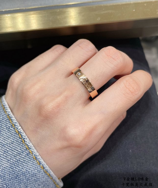 V gold material Wide version. Size 678 Rose gold. Cartier CNC Wide English Ring   One of the most popular rings     Timeless classic In recent years it's been very hot High-end High-carbon diamonds micro-set material Sam