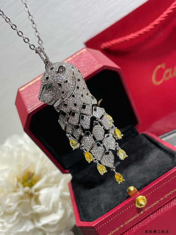 High-grade version Cartier spotted yellow diamond leopard necklace. One word cool    Premium version with mesh backing Extremely intricate workmanship plating Evergreen explosive models