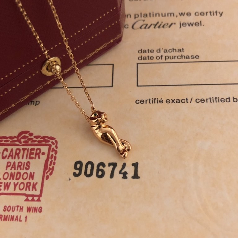 [Seiko version]  Cartier Cartier necklace leopard earrings [strong] 11 leopard light gold version of the necklace shipped    classic aristocratic model, luxury full of diamonds caressing the leopard design    exclusive r