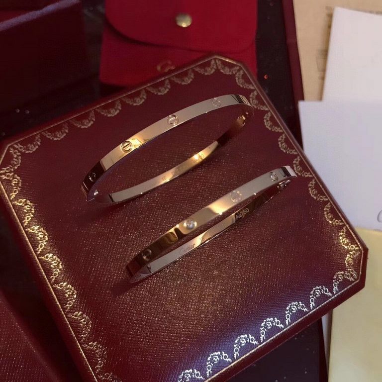 Cartier narrow bracelet LOVE collection Long awaited narrow Caja bracelet with diamonds without diamonds in rose gold, white gold, yellow gold.Available in sizes 16.17.18.19 for both full and no diamonds.