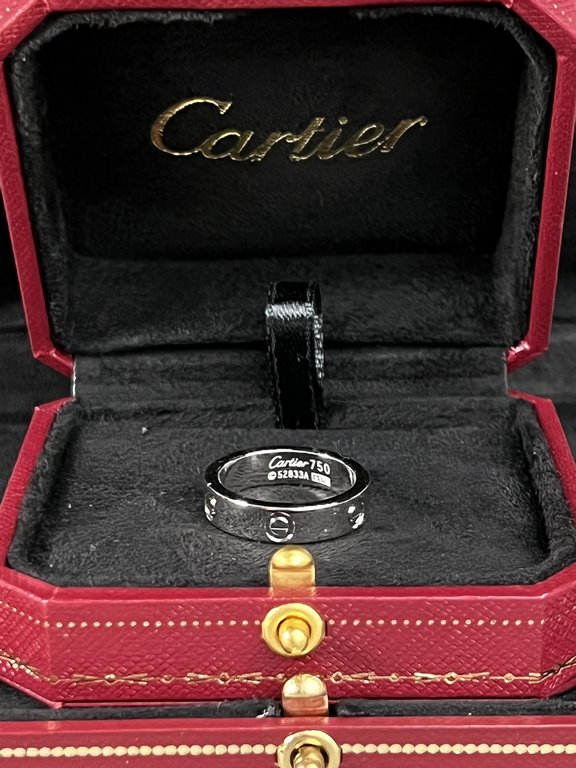 Cartier Love ring, classic, simple and elegant, timeless, a must-have!