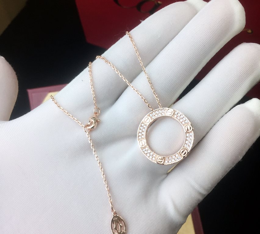 Cartier Cartier Classic LOVE full star circle necklace [Lightning] Original one to one customized, comparable to the real thing [embrace] High-end sub-gold plating 18k gold process Set with imported simulation of high-ca