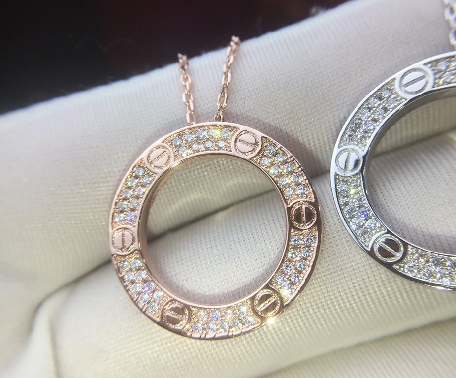 Cartier Cartier Classic LOVE full star circle necklace [Lightning] Original one to one customized, comparable to the real thing [embrace] High-end sub-gold plating 18k gold process Set with imported simulation of high-ca