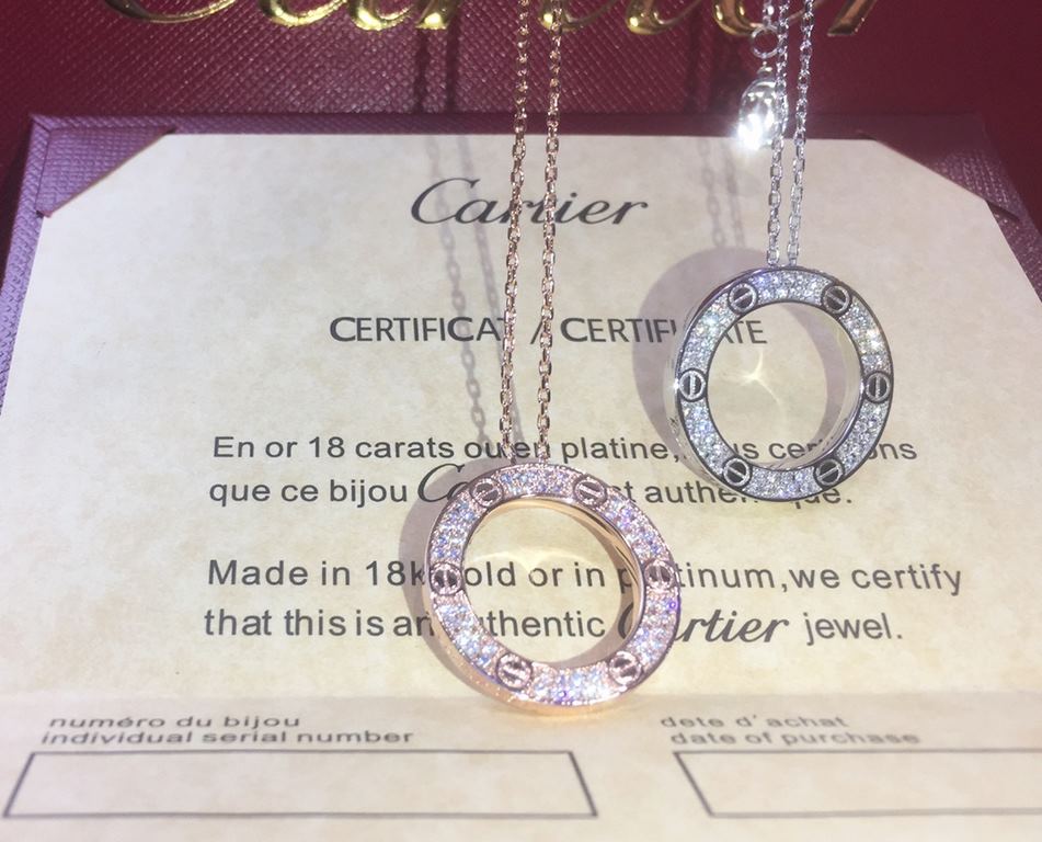 Cartier Cartier Classic LOVE full star circle necklace [Lightning] Original one to one customized, comparable to the real thing [embrace] High-end sub-gold plating 18k gold process Set with imported simulation of high-ca