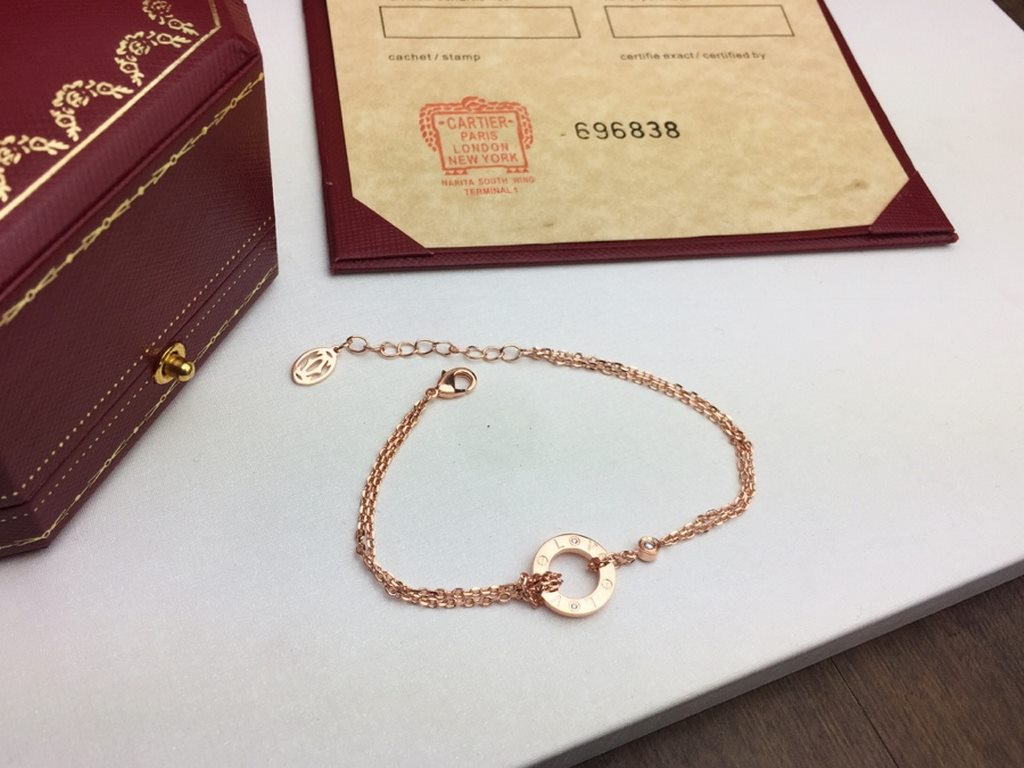 Cartier Cartier classic LOVE small circle double bracelet   the original version of a one-to-one customized ~ comparable to the real thing [embrace] high-end sub-gold plating 18k gold process