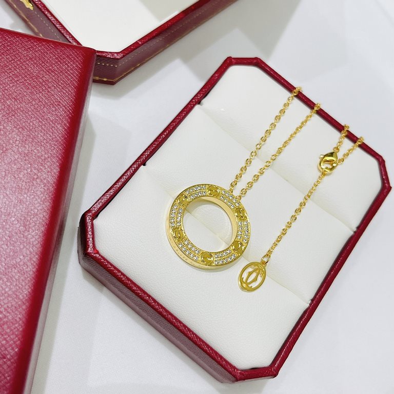 B898   V gold version Cartier (Cartier) Classic full of stars  necklace - Cartier LOVE series that is born for the vow of love, the classic screw logo seal the world's most beautiful sentiment.     Atmospheric fashion ti