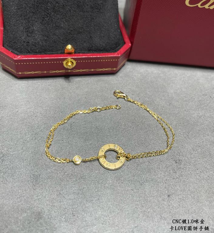 CNC plated 1.0 imitation gold Cartier Classic LOVE double-sided round cake bracelet   real shot   high-end custom    look at the chain plate to see the engraving, and then look at the workmanship Original replica into th