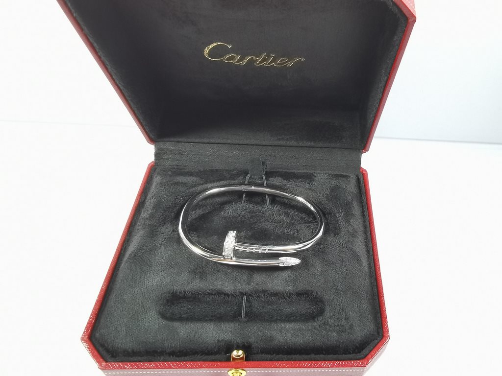 Cartier nail bracelet  half diamond nail bracelet   sub gold material plating 18k gold   inlaid with 32 imported high-carbon diamonds on the hand really look good   twist open bracelet Spiritual Slim A variety of fairies