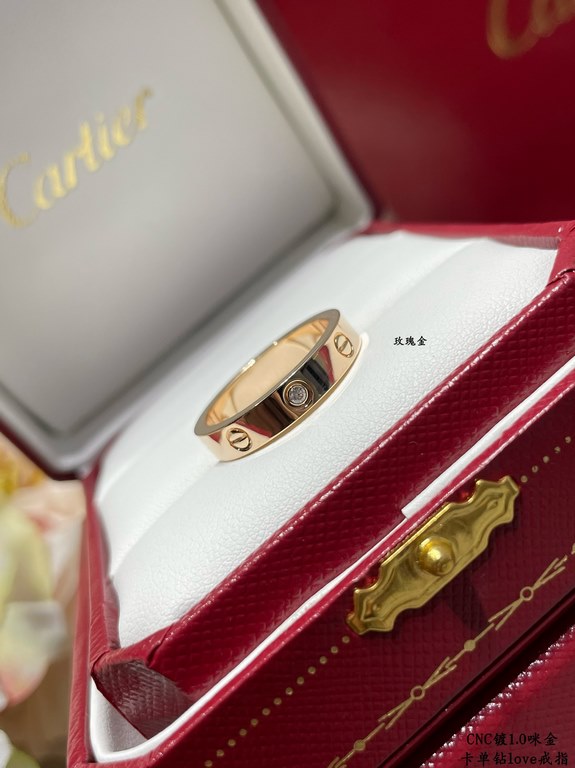 V gold material Size 678 . Cartier CNC Narrow Solitaire Love Nail Ring   One of the most popular rings     Timeless classic In recent years it has been very hot High-end, high carbon diamonds in micro-setting material Th