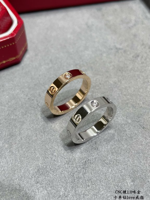 V gold material Size 678 . Cartier CNC Narrow Solitaire Love Nail Ring   One of the most popular rings     Timeless classic In recent years it has been very hot High-end, high carbon diamonds in micro-setting material Th