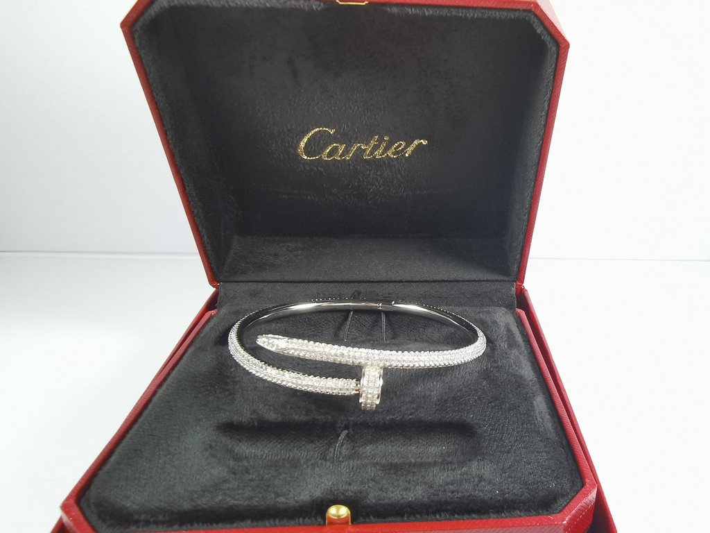 New  Cartier studded bracelet 360 degrees full of diamonds surrounded  [The highest version of the market]   The industry's most cutting-edge and most complete   Cartier Nail double layer full of diamonds Nail bracelet s